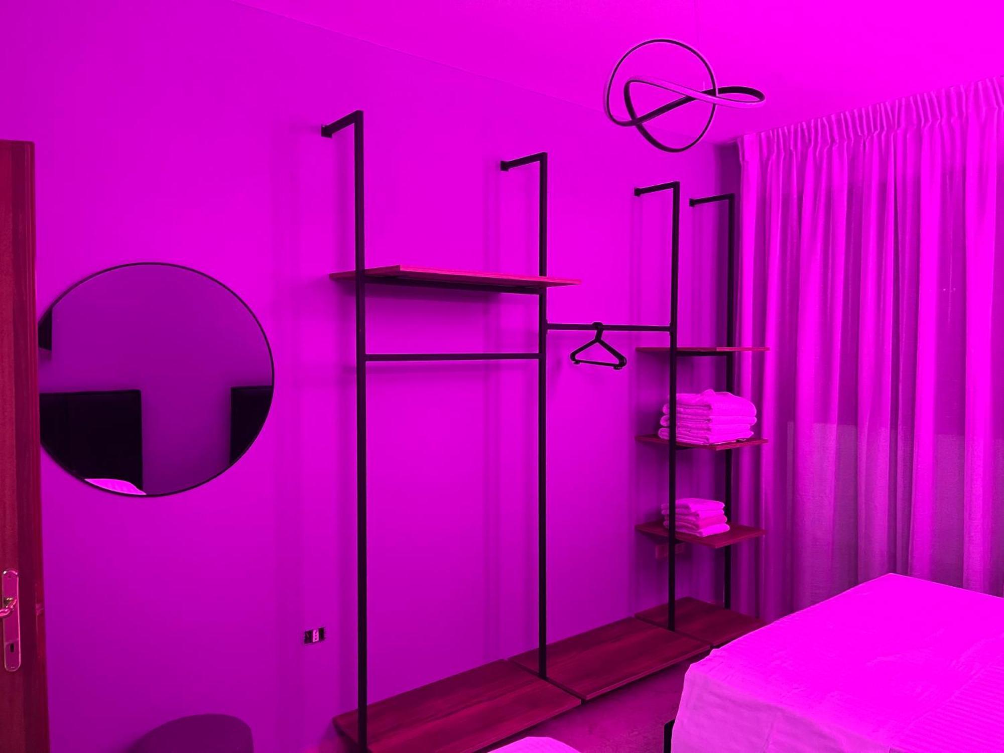 Super House 2 Blloku - 3 Rooms ティラナ エクステリア 写真
